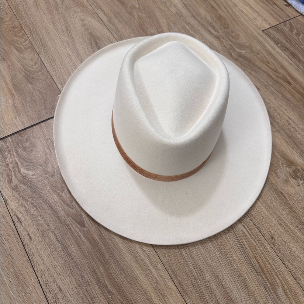 Lack Of Color Val Diamond in Cream Hat with Tan trim